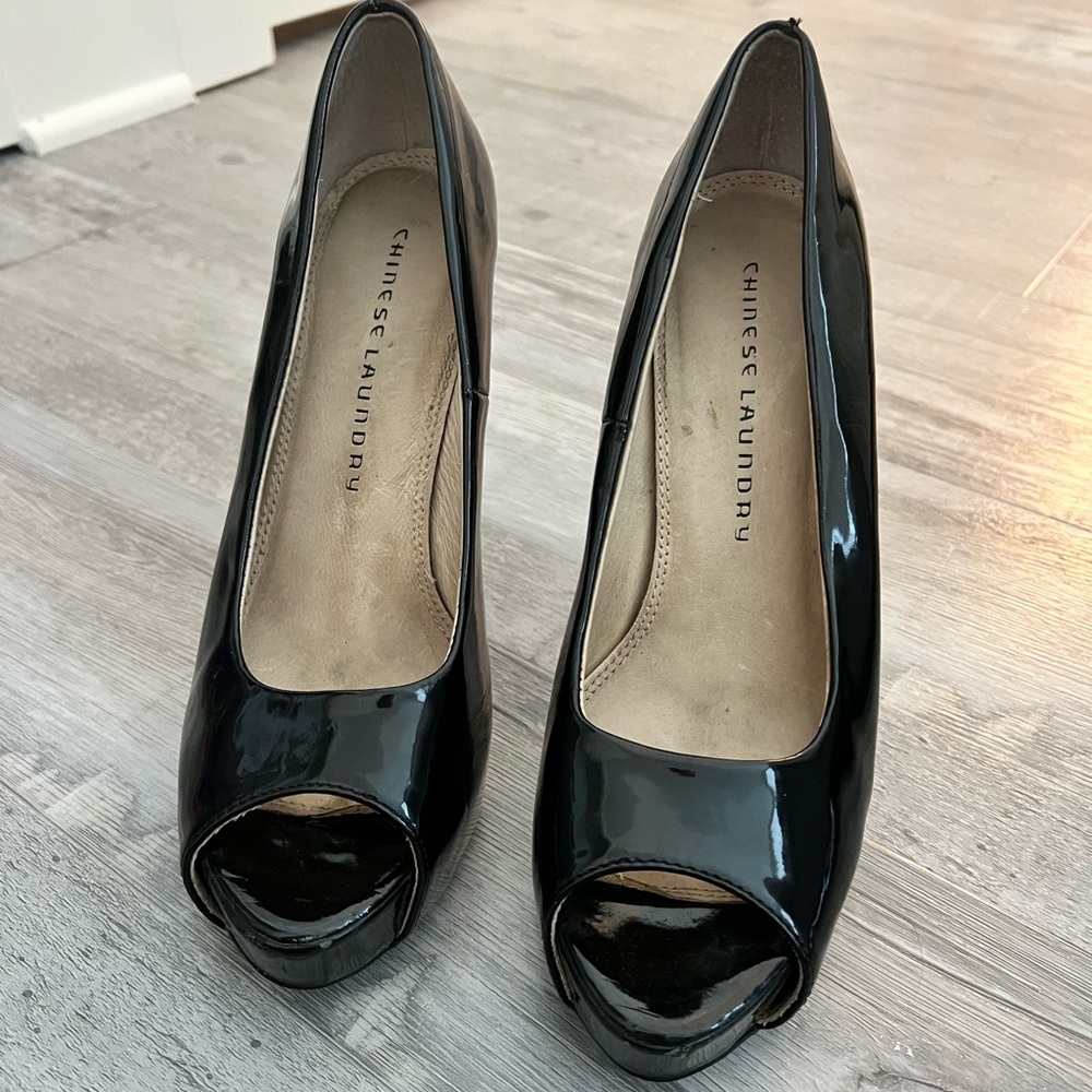 Chinese Laundry Black Heels